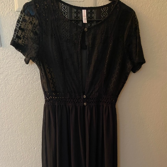 Maxi Dress - Picture 2 of 4